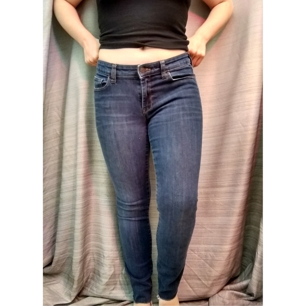 Banana Republic 4 Short Skinny Jeans